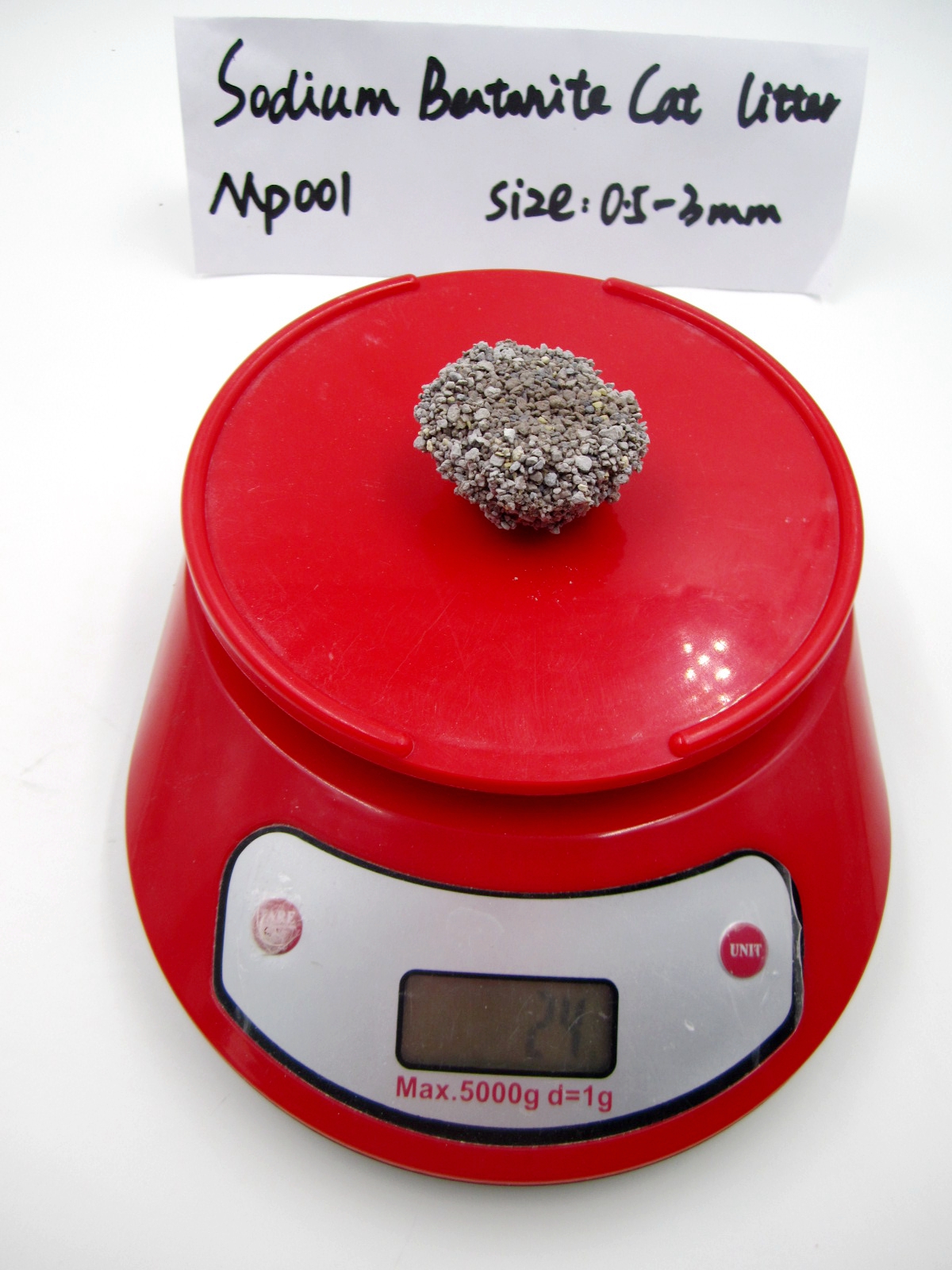 light weight of bentonite litter clumping.JPG